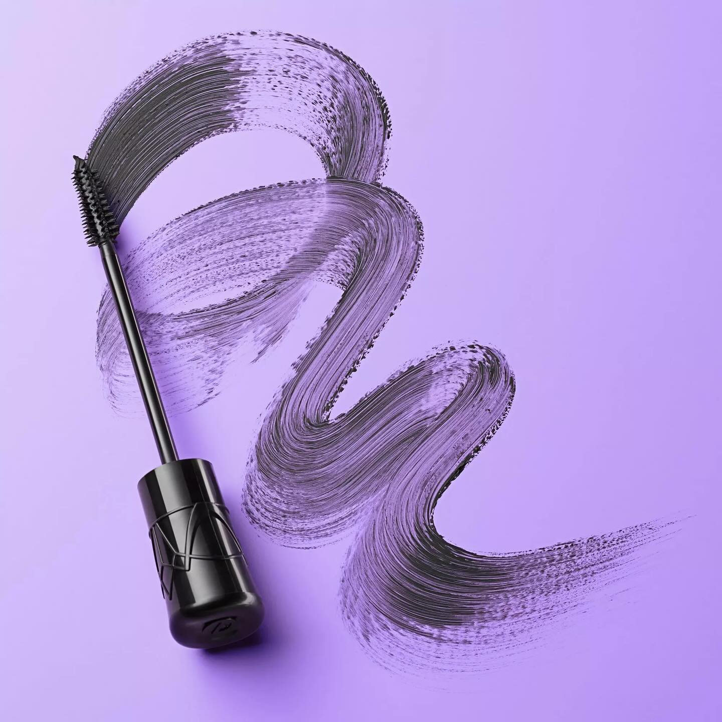ESSENCE CALL ME QUEEN DRAMATIC FALSE LASH EFFECT