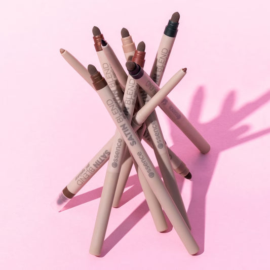 ESSENCE SATIN BLEND GEL EYELINER