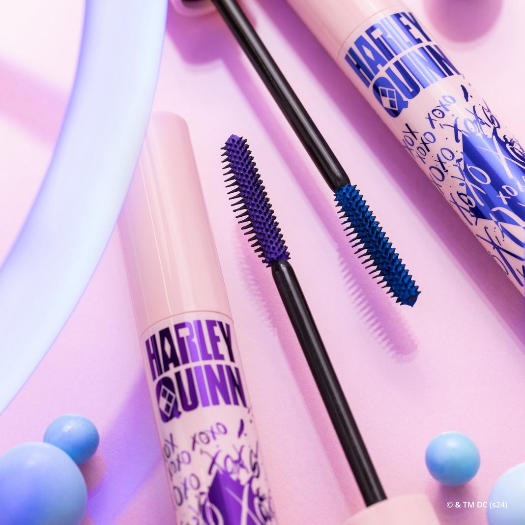 ESSENCE HARLEY QUINN COLOURED MASCARA