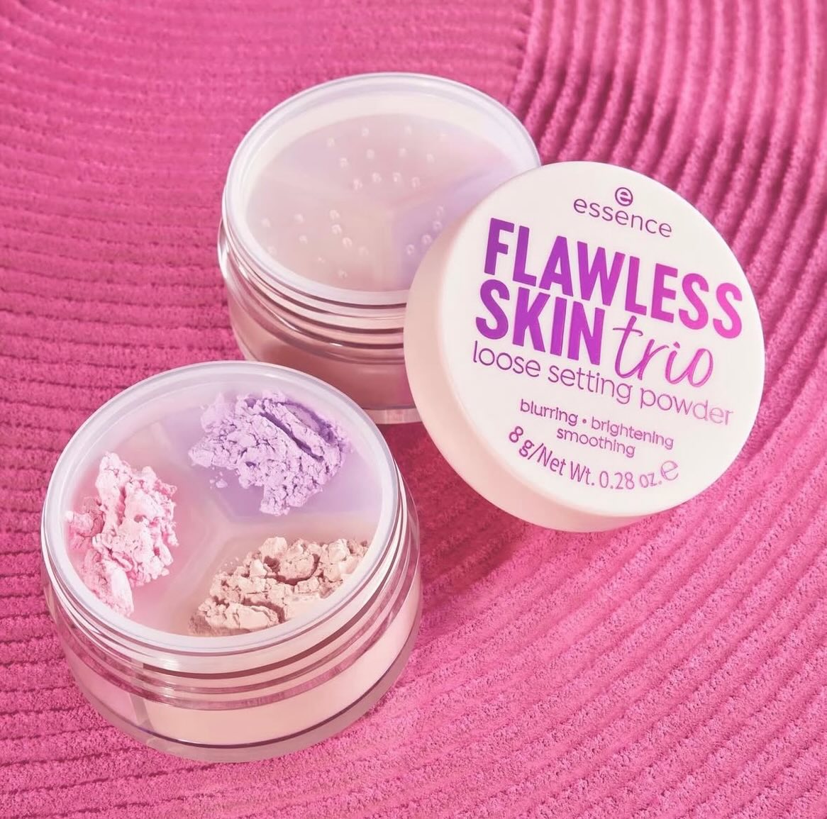 ESSENCE FLAWLESS SKINTRIO LOOSE SETTING POWDER