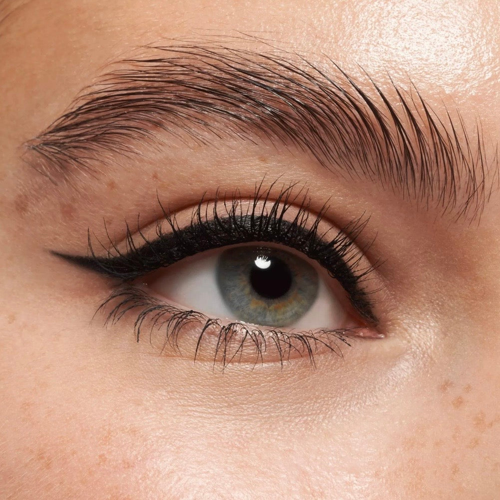 ESSENCE KAJAL DELINEADOR