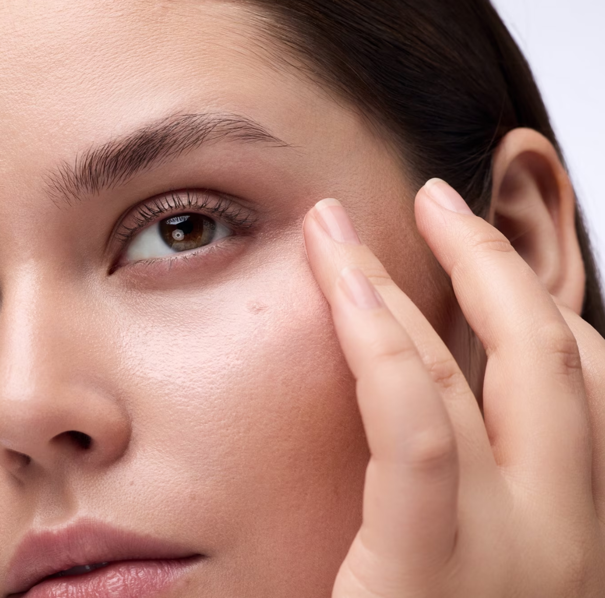 CATRICE UNDER EYE BRIGHTENER INSTANT AWAKE