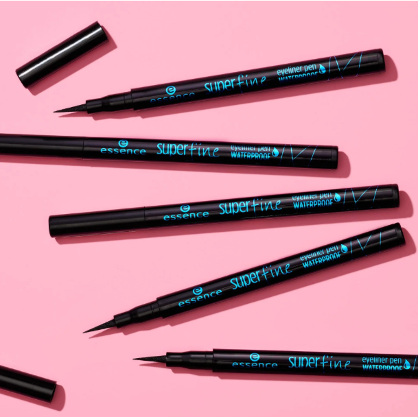 ESSENCE SUPER FINE WATERPROOF DELINEADOR