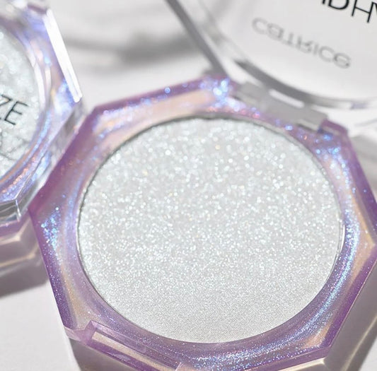 CATRICE DIAMOND HAZE HIGHLIGHTER