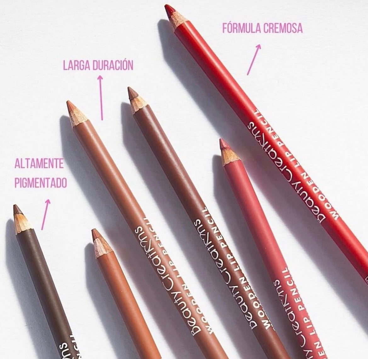 BEAUTY CREATIONS WOODEN DELINEADOR LABIOS