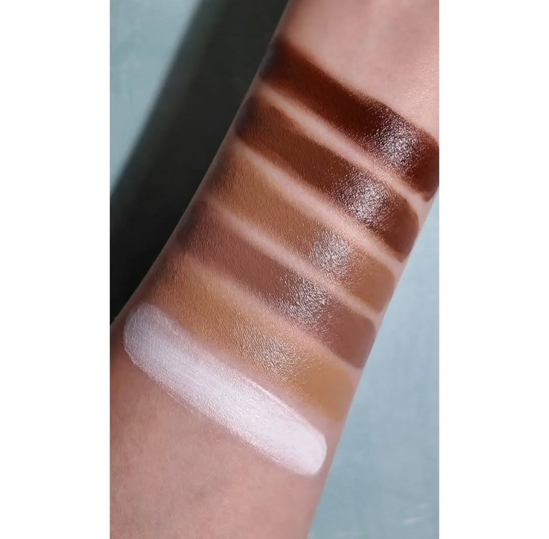 BEAUTY CREATIONS ACCORDING TO PLAY CREAM CONTOUR PALETTE