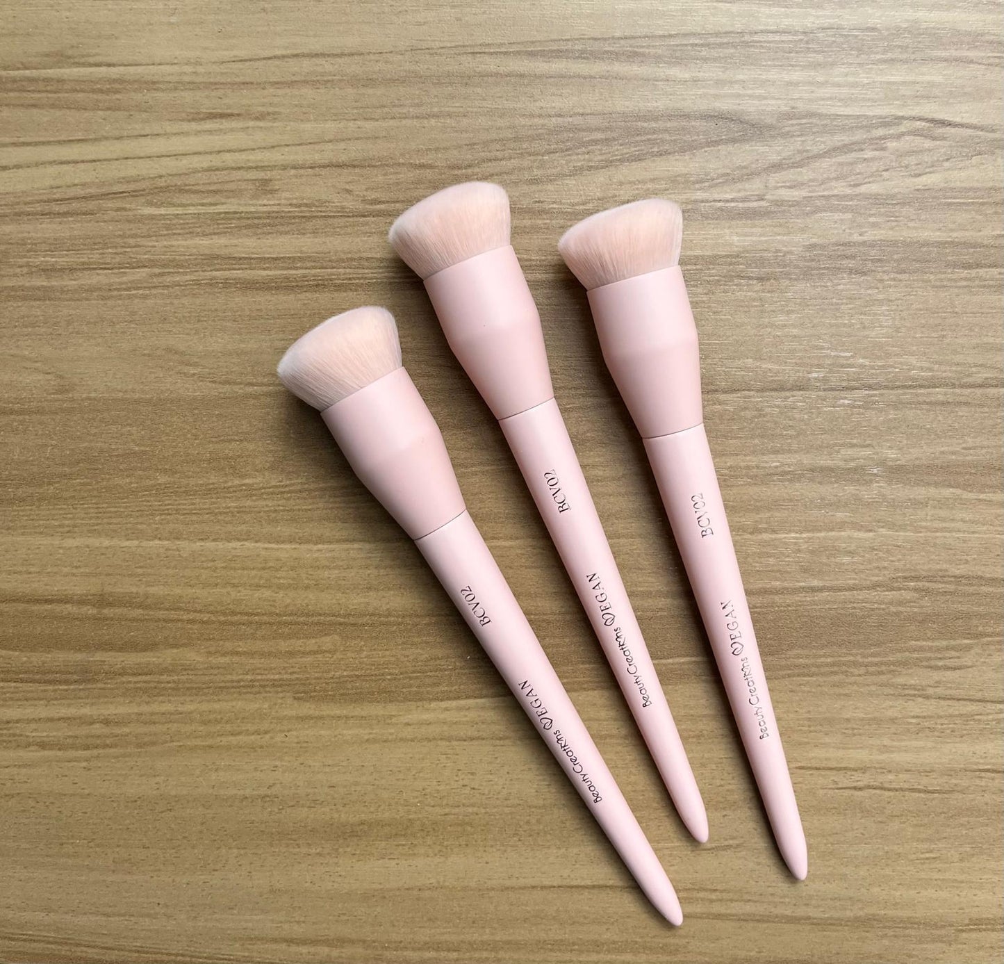 BEAUTY CREATIONS BROCHA VEGAN BCV 02
