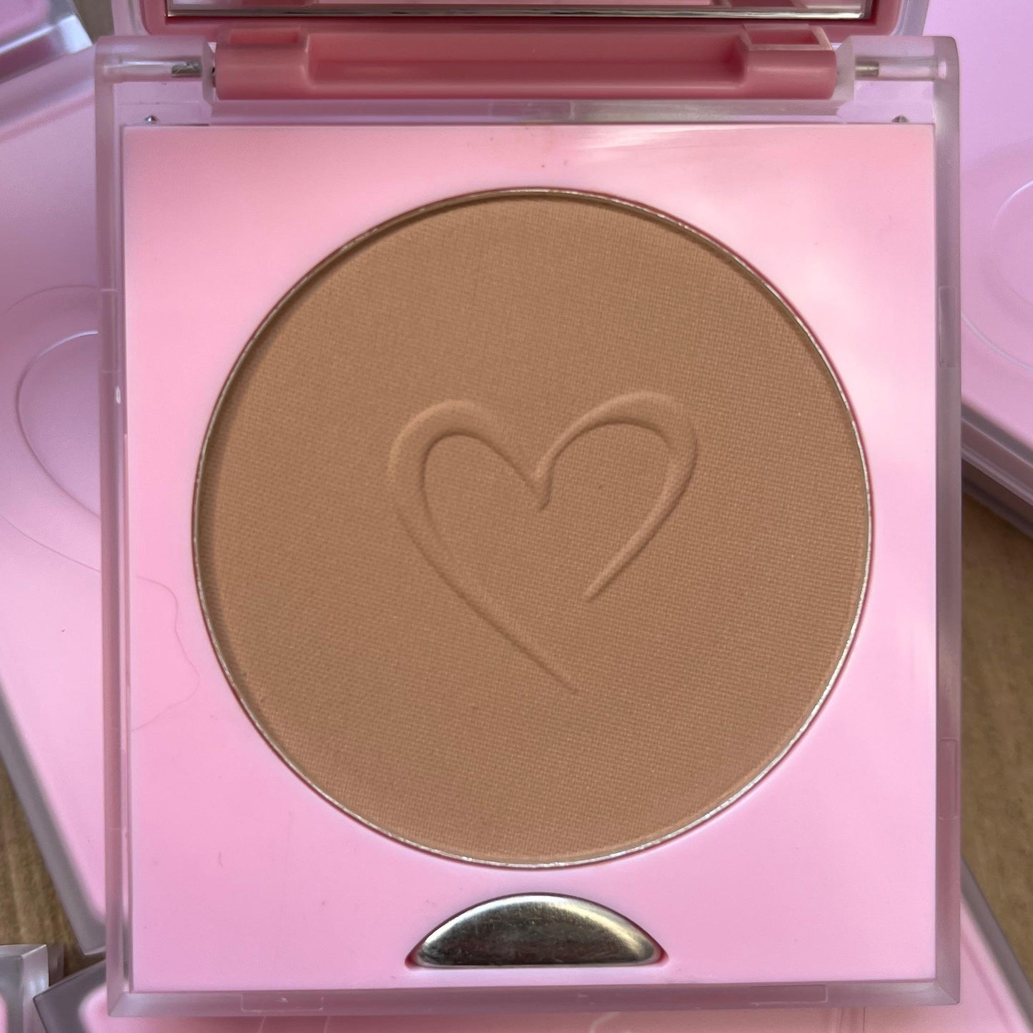 BEAUTY CREATIONS SUNLESS & SUNKISSED BRONZERS