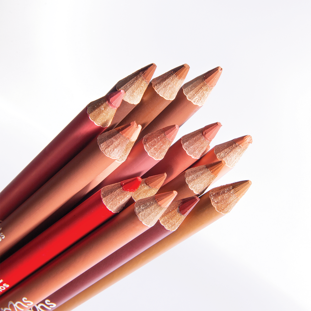 BEAUTY CREATIONS WOODEN DELINEADOR LABIOS
