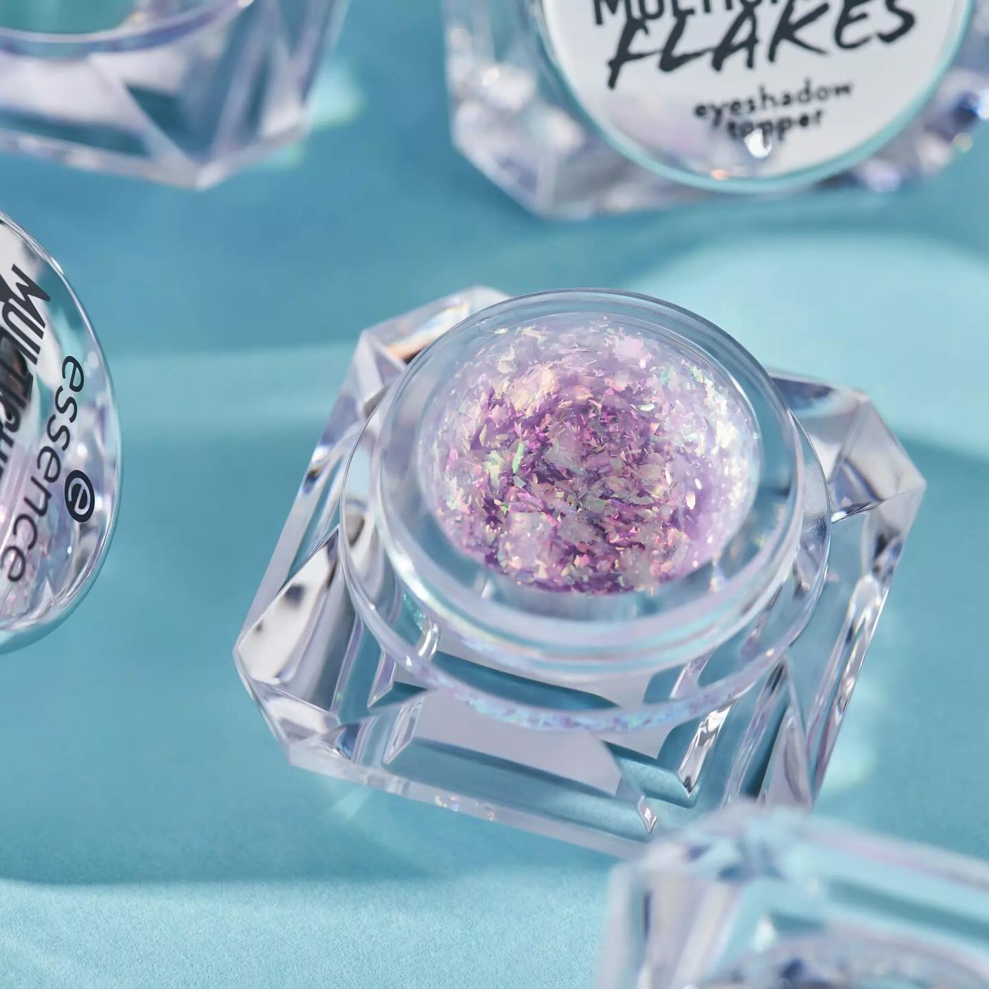 ESSENCE MULTICHROME FLAKES SOMBRA TOPPER