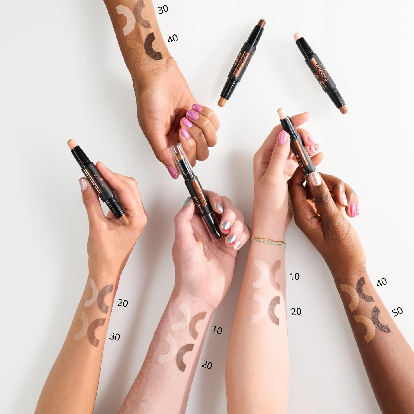 ESSENCE CONTOURING DUO STICK