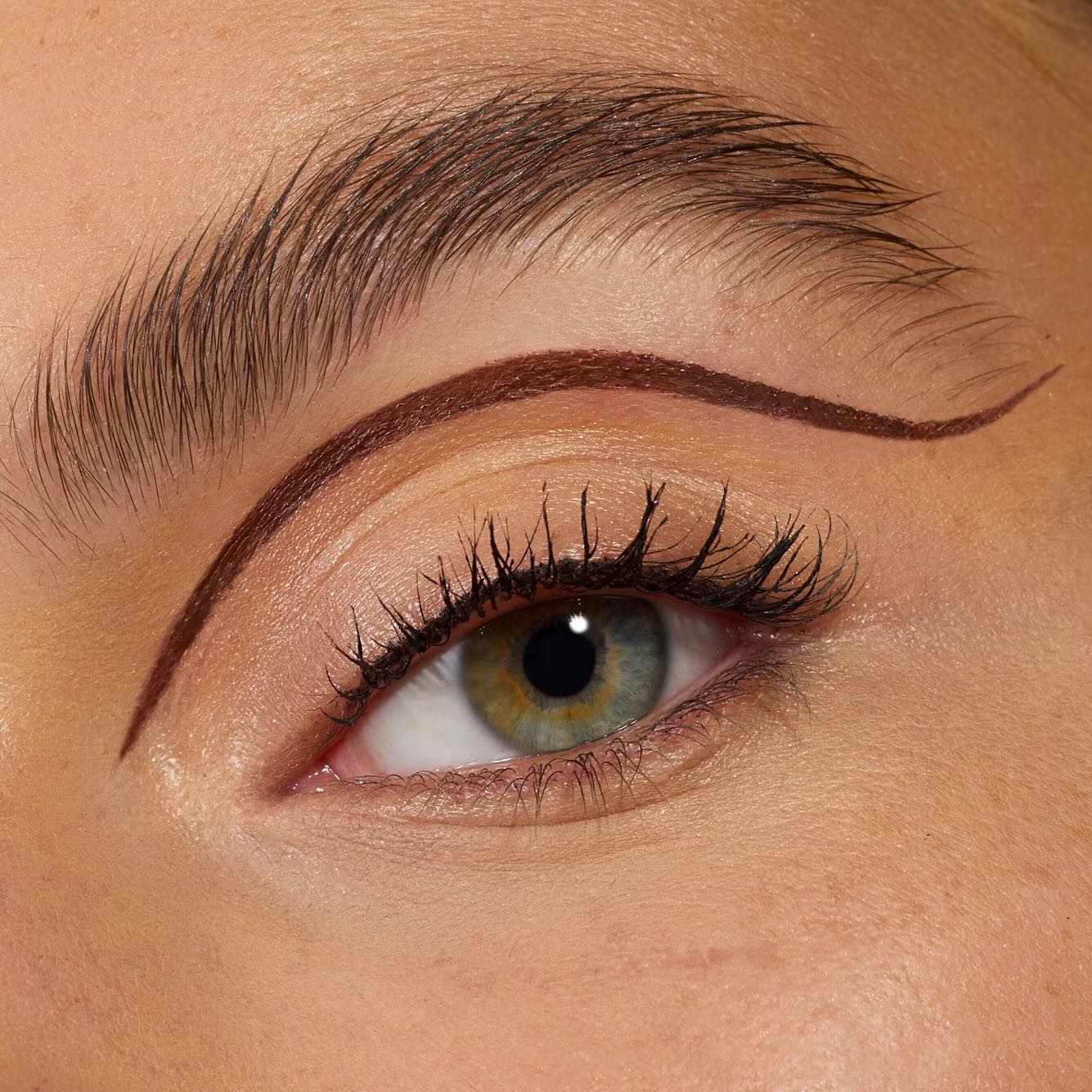 ESSENCE LASH PRINCESS LIQUID LINER