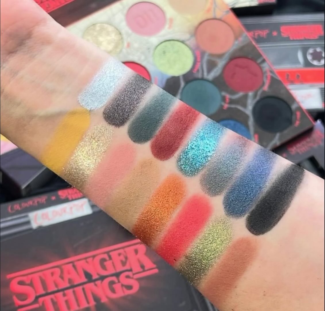 COLOURPOP STRANGER THINGS CHAPTER ONE PALETA SOMBRAS
